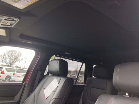 Used 2024 Toyota Sequoia Platinum AWD/4WD image 14
