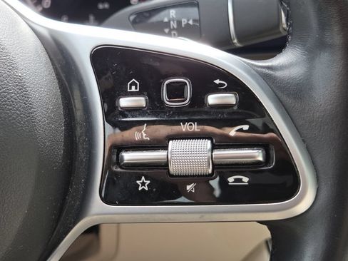 Used 2020 Mercedes-Benz E 450 4MATIC Sedan image 9