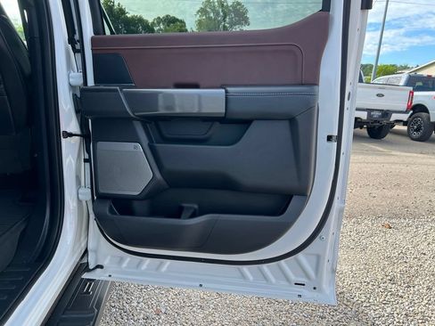 Used 2023 Ford F150 Lariat AWD/4WD image 19