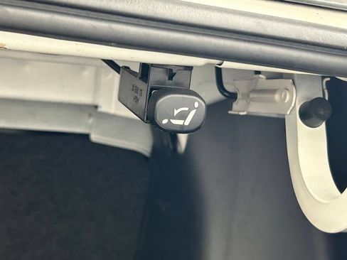 Used 2017 Toyota Yaris iA FWD image 15