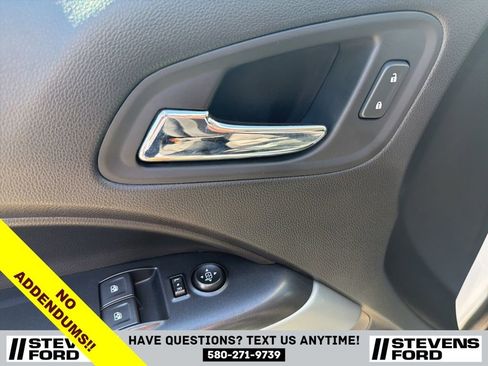 Used 2021 Chevrolet Colorado LT w/ Safety Package image 17