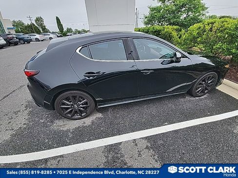 Used 2021 MAZDA MAZDA3 s FWD image 1