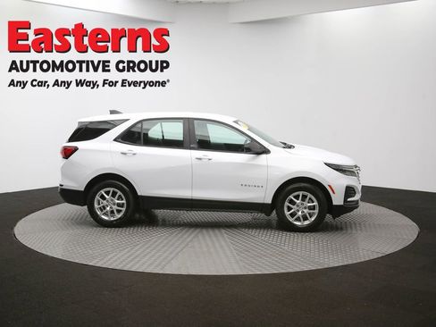 Used 2024 Chevrolet Equinox LS image 42