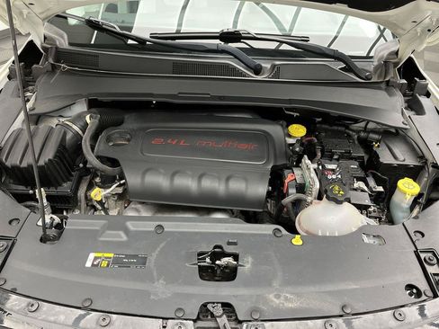 Used 2018 Jeep Compass Limited AWD/4WD image 24