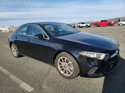 Used 2022 Mercedes-Benz A 220 image 3