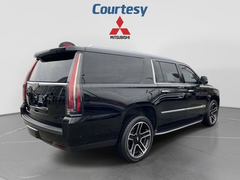 Used 2020 Cadillac Escalade ESV Luxury AWD/4WD image 7