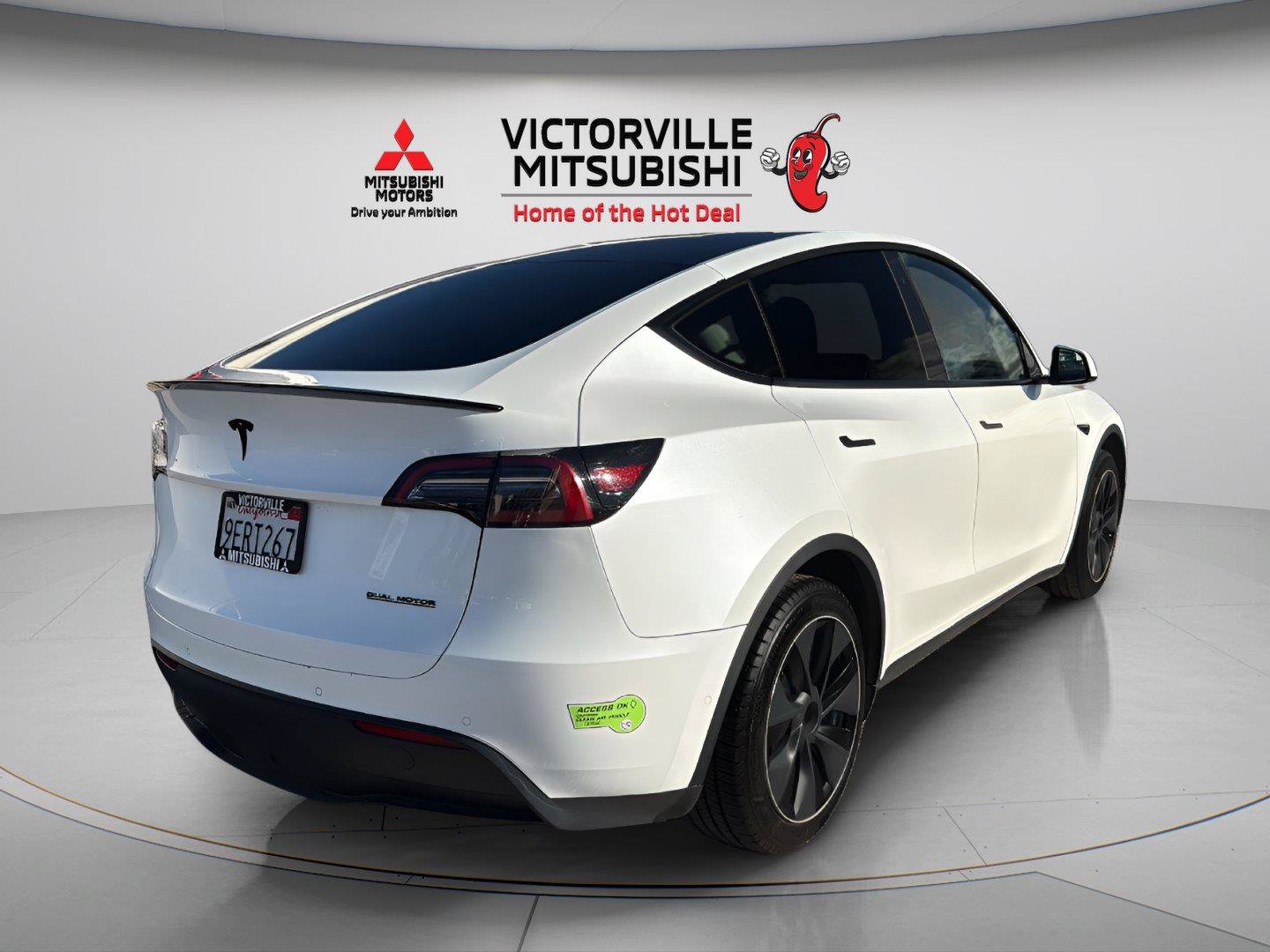 Used 2023 Tesla Model Y Long Range AWD/4WD image 7