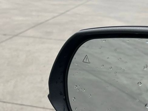 Used 2025 Hyundai Ioniq 5 SEL image 11