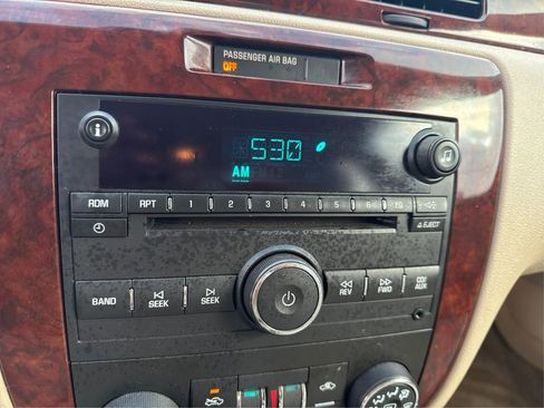 Used 2007 Chevrolet Impala LT image 16