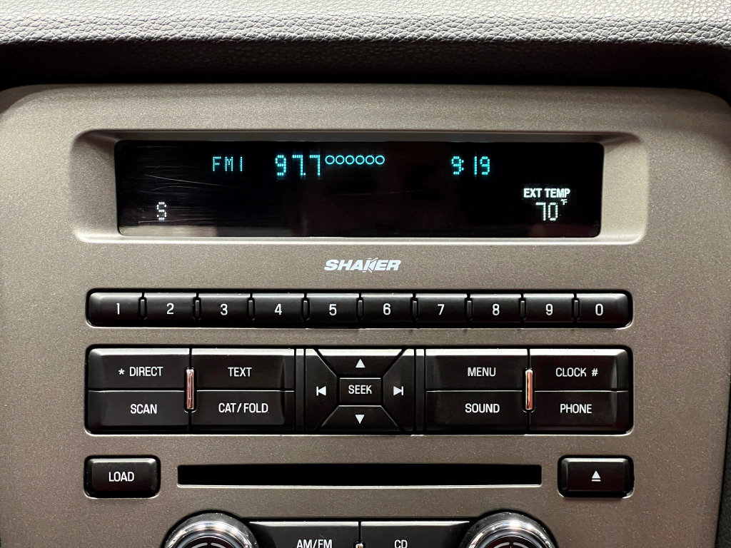 Used 2010 Ford Mustang GT Premium RWD image 22
