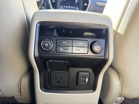 Used 2019 GMC Acadia Denali w/ Technology Package image 25