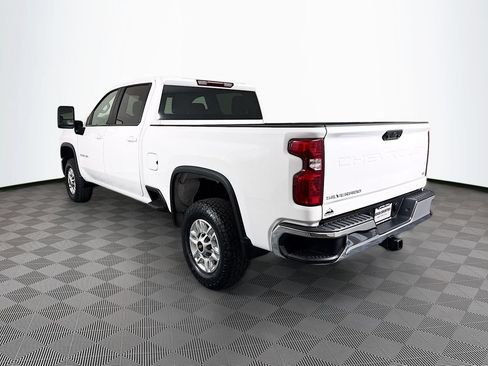 Used 2024 Chevrolet Silverado 2500 LT w/ Convenience Package AWD/4WD image 5