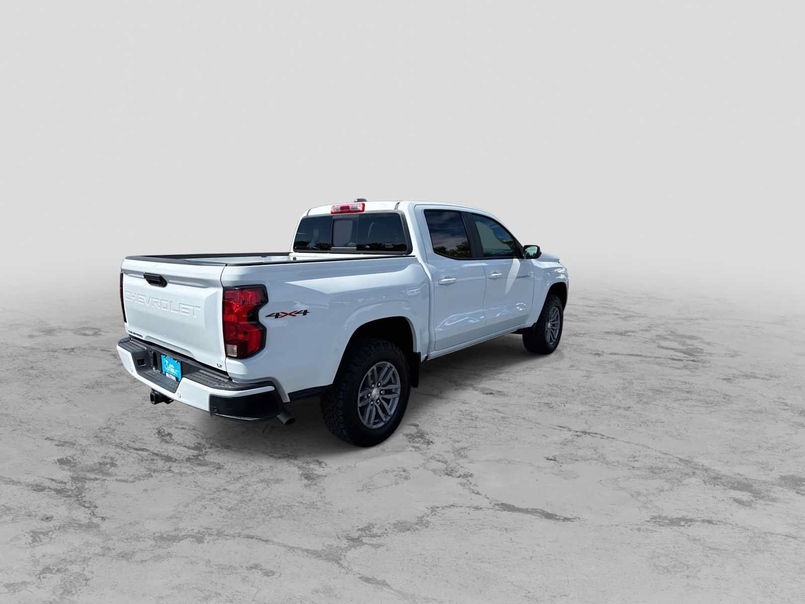 Used 2024 Chevrolet Colorado LT w/ LT Convenience Package II AWD/4WD image 8
