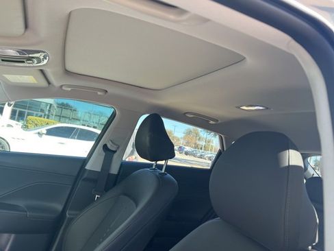 Used 2026 Hyundai Kona Limited image 7