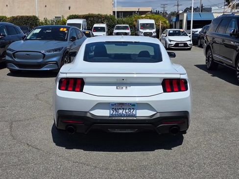 Used 2024 Ford Mustang GT RWD image 5