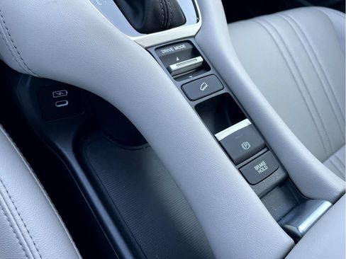 Used 2025 Honda HR-V EX-L image 20