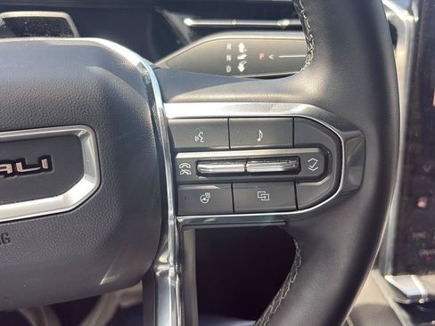Used 2024 GMC Sierra EV Denali AWD/4WD image 19