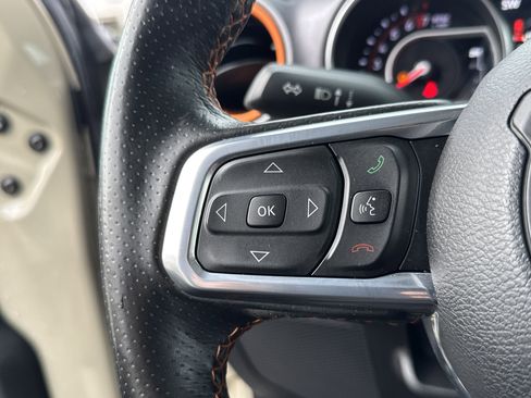 Used 2020 Jeep Gladiator Mojave image 18