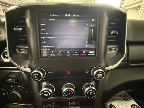 Used 2020 RAM 1500 Big Horn image 32