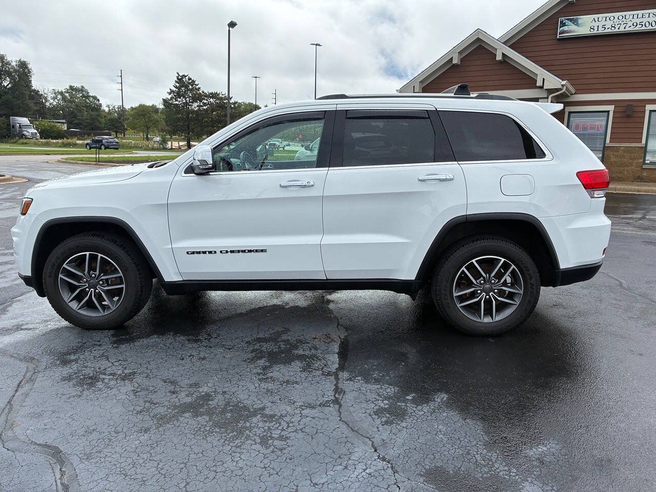 Used 2019 Jeep Grand Cherokee Limited w/ Luxury Group II AWD/4WD image 6