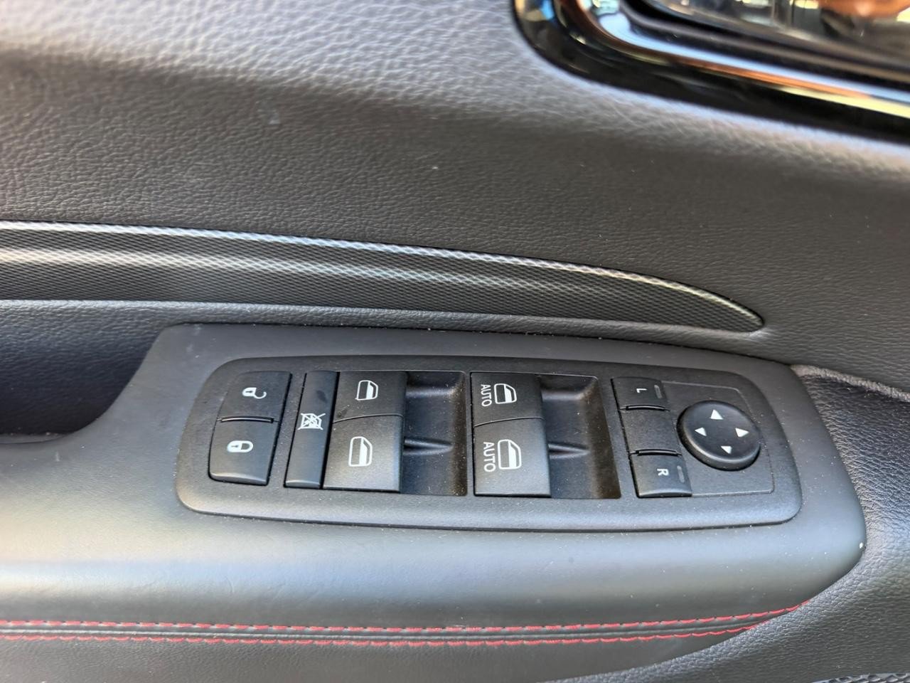 Used 2024 Dodge Durango GT AWD/4WD image 23