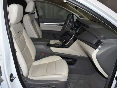 Used 2022 Cadillac XT5 Premium Luxury image 29