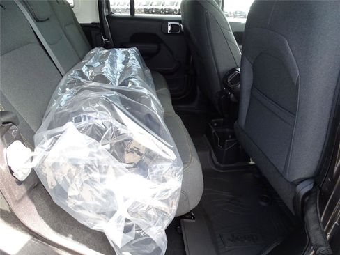 New 2025 Jeep Wrangler Sport S image 9