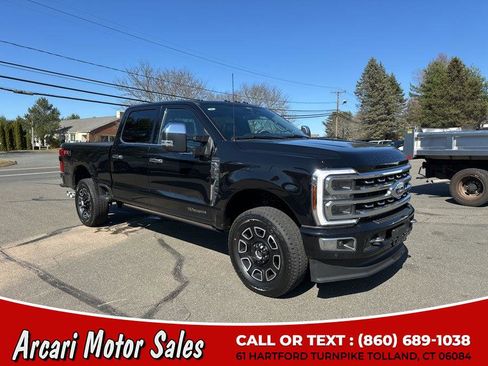 Used 2024 Ford F350 Platinum w/ FX4 Off-Road Package image 7
