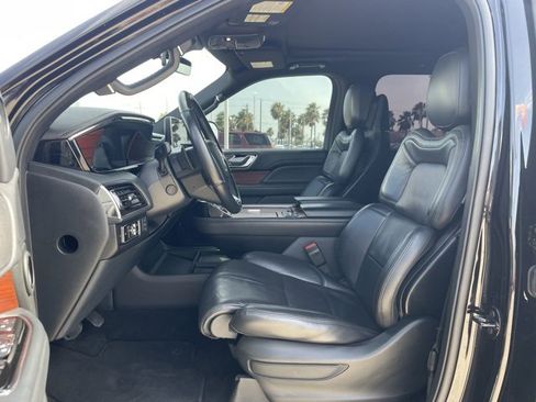 Used 2023 Lincoln Navigator L Reserve image 15