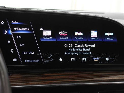 Certified 2021 Cadillac Escalade Premium Luxury image 13