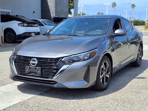 Used 2024 Nissan Sentra SV FWD image 29