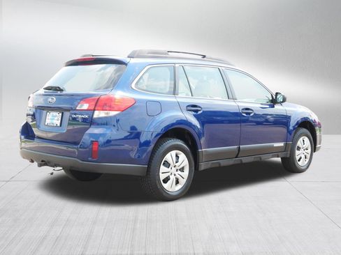 Used 2011 Subaru Outback 2.5i AWD/4WD image 7