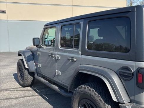 Used 2021 Jeep Wrangler Unlimited Rubicon w/ Xtreme Recon 35" Tire Package image 5