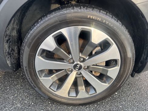 Used 2020 Kia Telluride S image 13