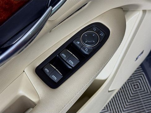 Used 2019 Cadillac XT5 Luxury image 21