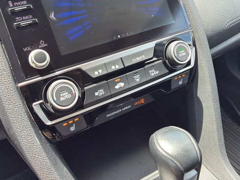 Used 2020 Honda Civic EX image 21