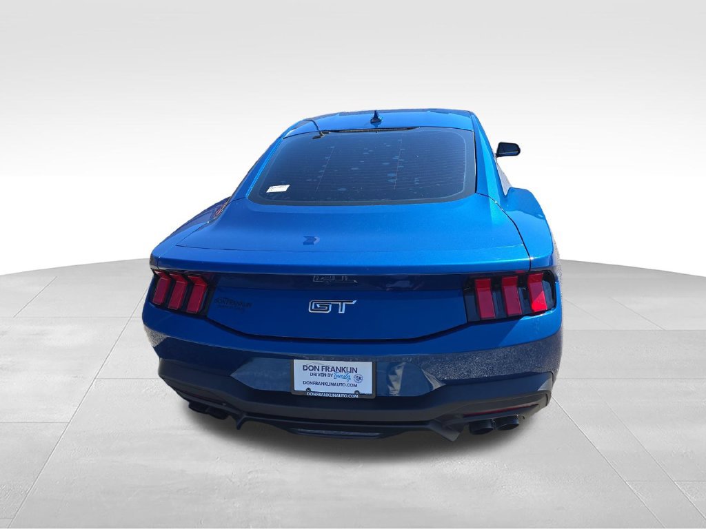 Used 2024 Ford Mustang GT RWD image 4