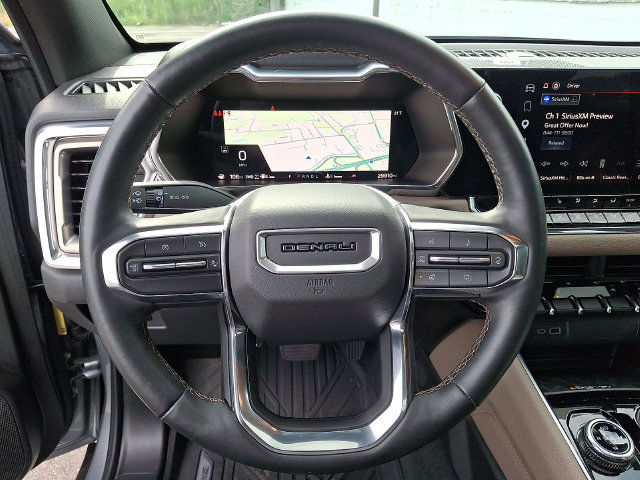 Used 2025 GMC Canyon Denali AWD/4WD image 17