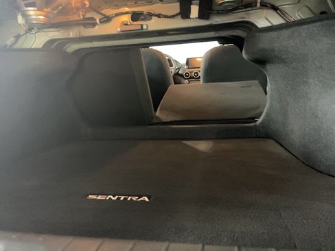 Used 2023 Nissan Sentra SR w/ Electronics Package FWD image 16