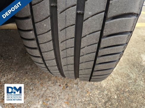 Used 2023 BMW 540i w/ M Sport Package image 18