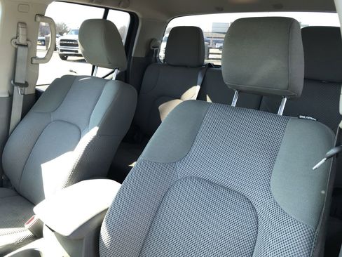 Used 2019 Nissan Frontier S image 13