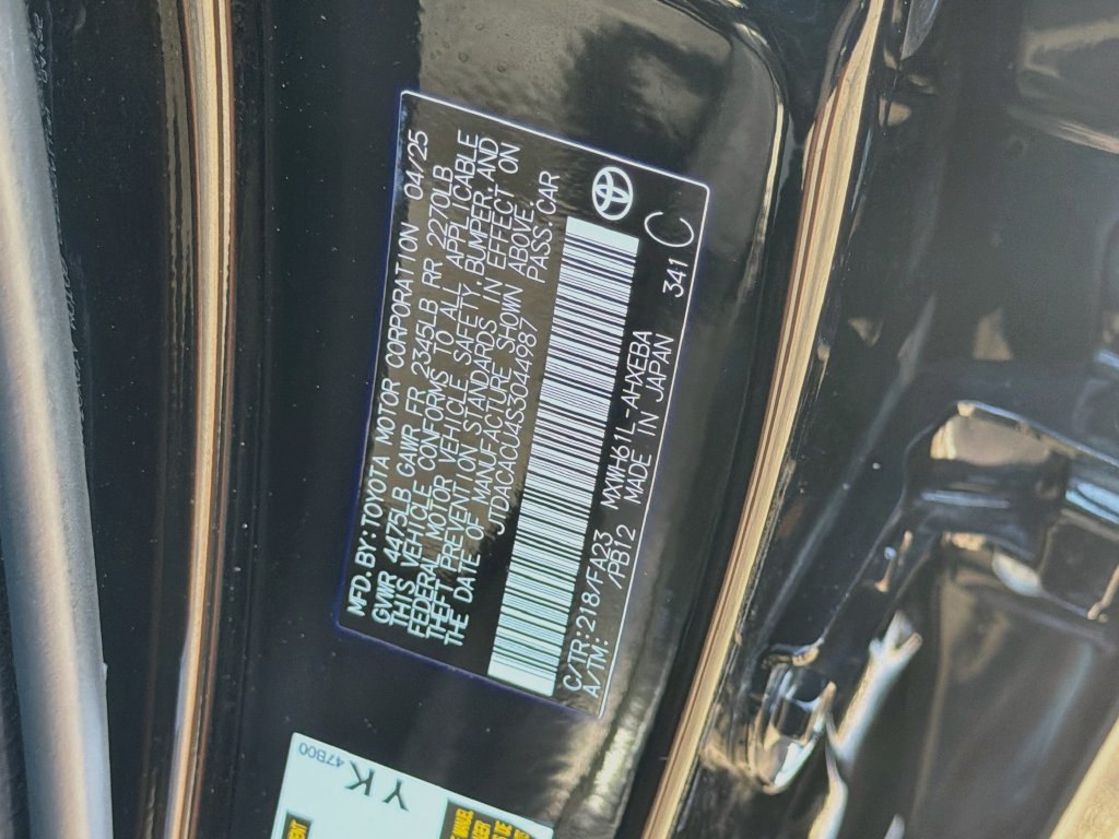 Used 2025 Toyota Prius Plug-In Hybrid FWD image 37