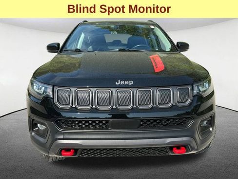 Used 2022 Jeep Compass Trailhawk w/ Trailhawk Convenience Group AWD/4WD image 4
