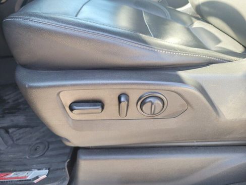 Used 2020 Chevrolet Silverado 1500 RST image 24