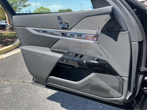 New 2026 BMW i7 eDrive50 RWD image 13