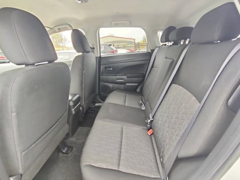 Used 2021 Mitsubishi Outlander Sport LE image 9