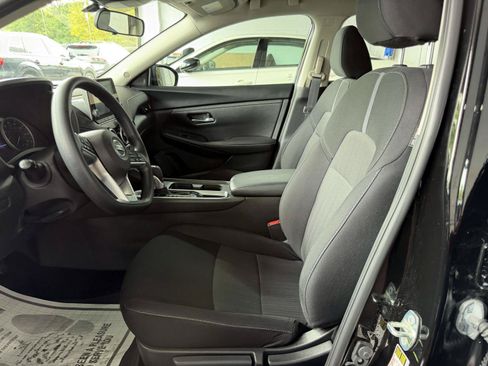 Used 2023 Nissan Sentra SV FWD image 17