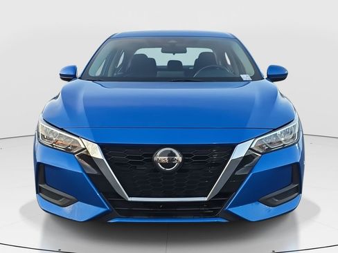 Used 2021 Nissan Sentra SV image 2
