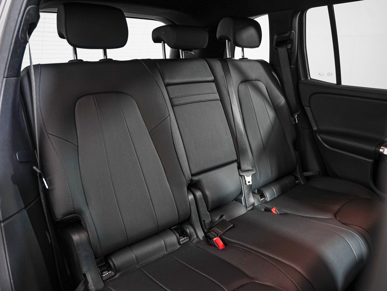 Certified 2023 Mercedes-Benz EQB 300 4MATIC w/ Exclusive Package image 14