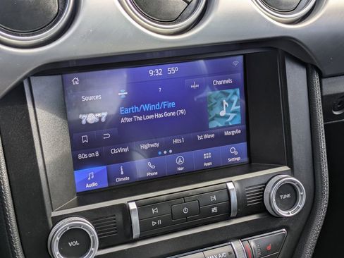 Used 2019 Ford Mustang GT Premium image 20